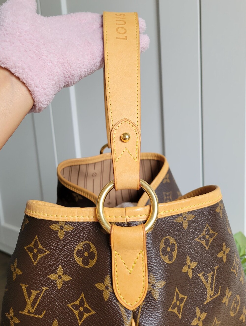DISCONTINUED 💕Authentic Louis Vuitton DELIGHTFUL MM Hobo Shoulder Bag Monogram - Picture 5 of 16